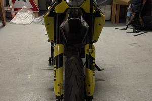 Husqvarna 701 motard depotenziata a libretto