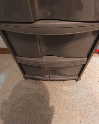 Cassettiera in plastica