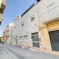 2 LOCALI A MAZARA DEL VALLO