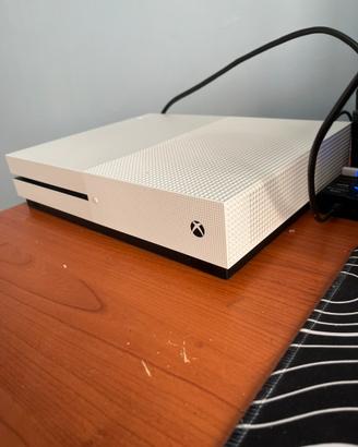 Xbox One S + Gioco