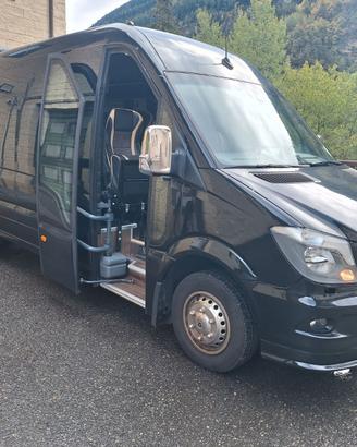 Mercedes Sprinter 22+1+1