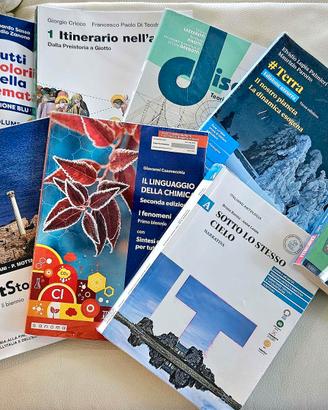 LIBRI SCOLASTICI COME NUOVI USATI POCHI MESI