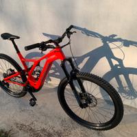 E bikeSpecialized turbo levo comp 700 wh taglia s5