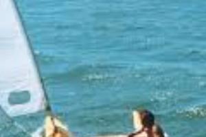 Piroga polinesiana a vela