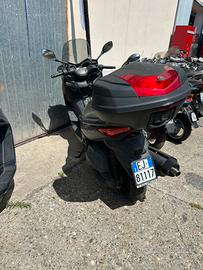 Yamaha x max 400