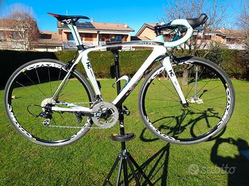 Bianchi Oltre Superleggera 
