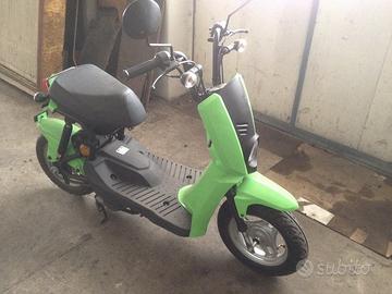 SPILLO GAMAX  50 CC  ANNO 2015 1000 KM COME NUOVO