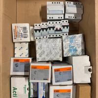 Materiale elettrico vario