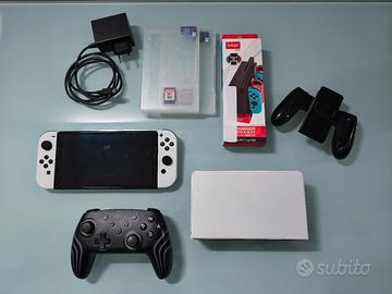 Nintendo Switch OLED con un gioco a scelta