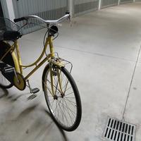 bici donna usata ma perfettamente funzionante 