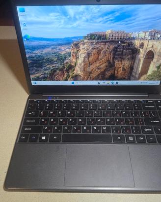 PC Portatile BMAX 13.3 