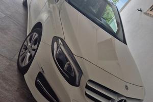 Mercedes classe B  180d