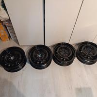 cerchi neri originali Fiat da 13" canale 5J 4x98