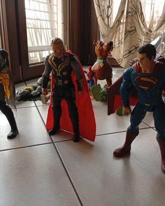 stock supereroi Marvel e altro