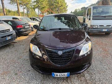 Lancia Ypsilon 0.9 TwinAir 85 CV 5 porte Metano Ec