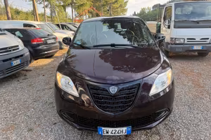 Lancia Ypsilon 0.9 TwinAir 85 CV 5 porte Metano Ec