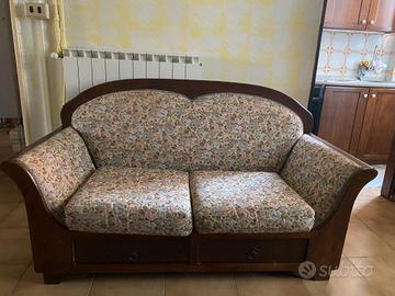 Divano 2 posti