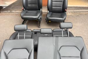 Tappezzeria sedie mercedes classe b w246