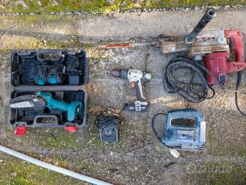 attrezzatura varia per ricambi