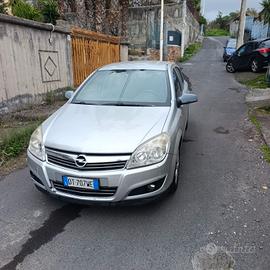 Opel Astra H Hatchback 1.3 MultiJet 