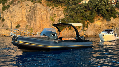 Revenger 2550 gommone cabinato