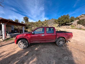 Isuzu d max 3.0 ls 2010