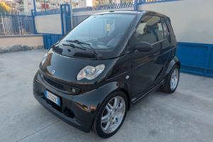 Smart ForTwo 700 cabrio Brabus (55 kW)