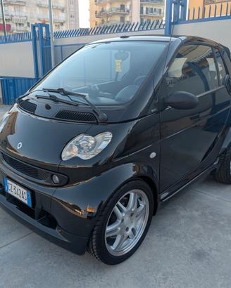 Smart ForTwo 700 cabrio Brabus (55 kW)