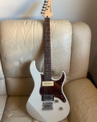 Yamaha Pacifica PAC311H Vintage White
