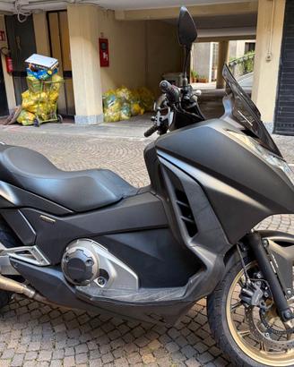 Honda Integra 750 ABS Sport 2015 24000Km