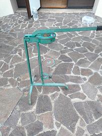 Tappatrice per tappi in sughero 