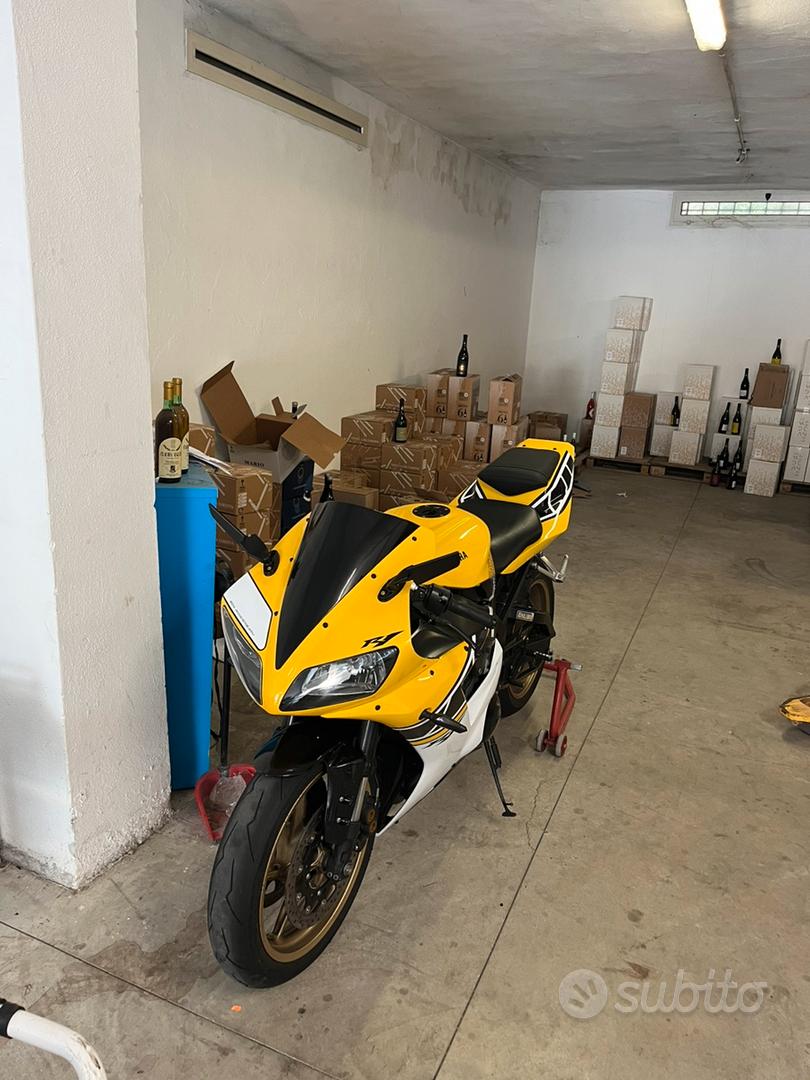 Yamaha R1 2002 - Moto e Scooter In vendita a Roma