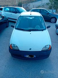 fiat seicento 600. 