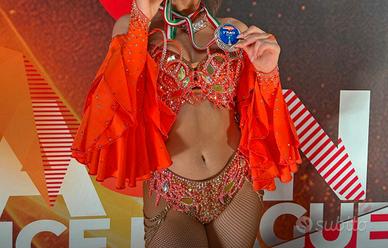Vestito 3 pezzi caraibico arancio fluo full strass
