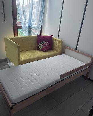Lettino Ikea SNIGLAR 70x160 cm in faggio.