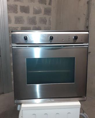 Forno ventilato SMEG consegna BOLOGNA