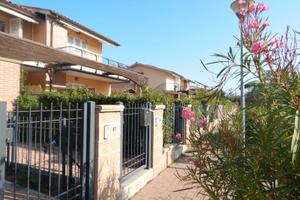 Casa Olmaia 97G Trilocale con terrazza e giardino