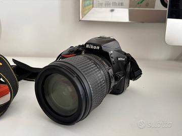 Nikon d5500+obiettivo 18-105 con scatola