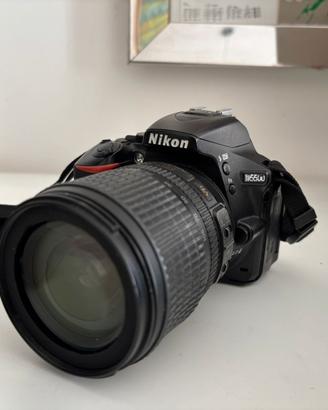 Nikon d5500+obiettivo 18-105 con scatola