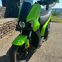 Silense S01 scooter elettrico Patente B L3e 125cc