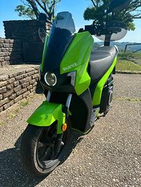 Silense S01 scooter elettrico Patente B L3e 125cc