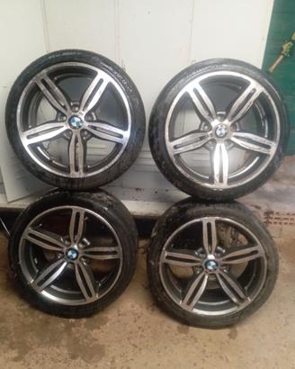 Cerchi 18 BMW differenziati 225 255 replica M