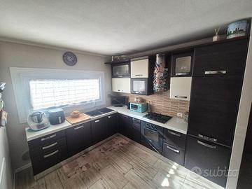 Cucina angolare completa