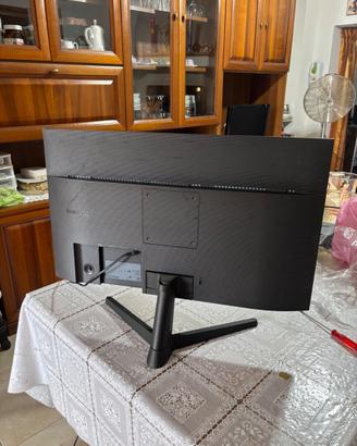 Monitor Samsung  20 pollici per gaming e lavoro