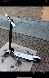 monopattino elettrico NUOVO