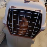 Trasportino per piccoli animali e lettiera