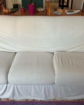 Divano (letto) e 2 poltrone