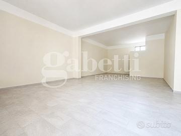 Negozio Marano di Napoli [LF367ACG]