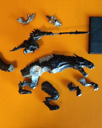 Sauro anziano su carnosauro 6 ed Warhammer