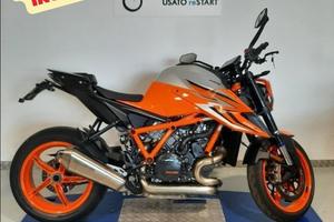 KTM 1290 Super Duke R Evo